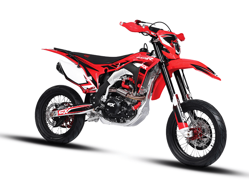 CX 250R Dirt Bike Now in Nepal: Fuel-Injection is Finally Here!