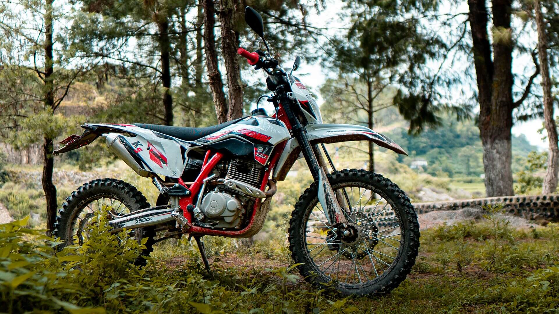 Zuumav K5 250 in Nepal, Light-Weight and Rigid Built, A Good Entry Level Dirt-Bike